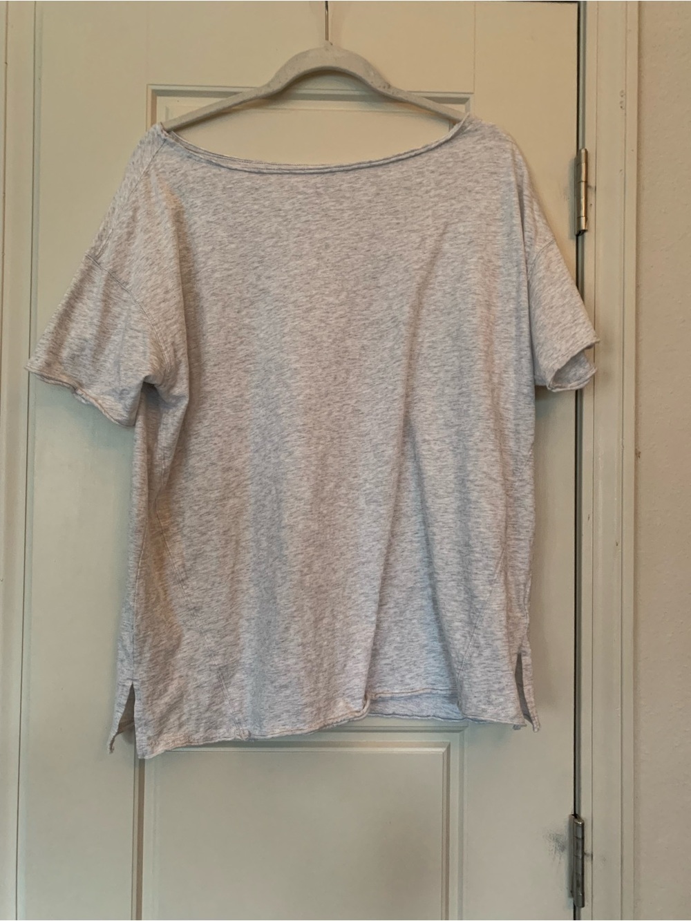 Aerie Oversized Off the Shoulder Light Gray Women's Short Sleeve Tee Small
